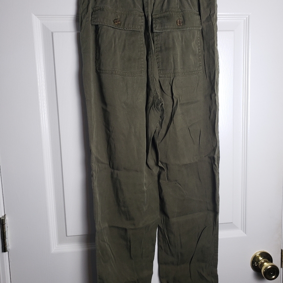 Gap Army Green Soft Khaki Pants - Picture 5 of 8